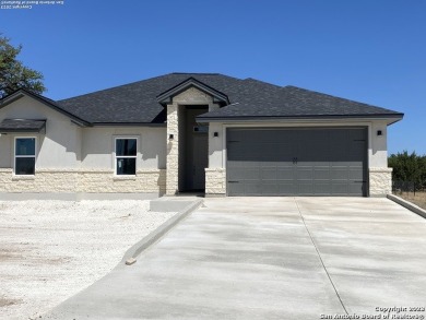 Beautiful NEW home in the desired golf course community of on Vaaler Creek Golf Club in Texas - for sale on GolfHomes.com, golf home, golf lot