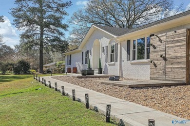 Burningtree Country Club golf course home with stunning on Burningtree Country Club in Alabama - for sale on GolfHomes.com, golf home, golf lot