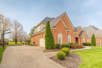 Located in Glen Oaks this 4 bed, 2.5 bath well maintained home on GlenOaks Country Club in Kentucky - for sale on GolfHomes.com, golf home, golf lot