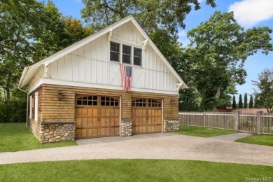 Stunning, fully renovated home featuring dramatic foyer entrance on Southward Ho Country Club in New York - for sale on GolfHomes.com, golf home, golf lot