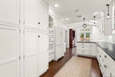 Stunning, fully renovated home featuring dramatic foyer entrance on Southward Ho Country Club in New York - for sale on GolfHomes.com, golf home, golf lot