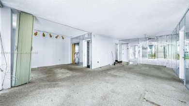 Spacious 2-bed, 2-bath residence with 1,022 sq ft in Flamenco on Turnberry Isle Resort and Club in Florida - for sale on GolfHomes.com, golf home, golf lot