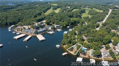 Price Drop! Don't miss this one. Updates to the property on Tan-Tar-A Golf Club in Missouri - for sale on GolfHomes.com, golf home, golf lot