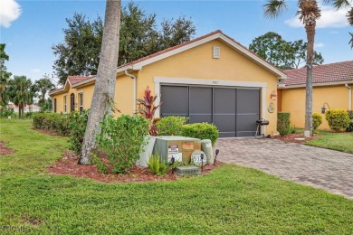 Beautiful 3 bedroom, 2 bathroom villa in a gated community with on Copperhead Golf Club in Florida - for sale on GolfHomes.com, golf home, golf lot