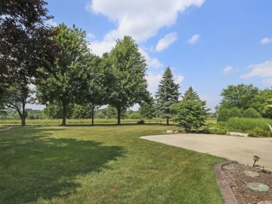 CUSTOM ALL-BRICK HOME WITH EXPANSIVE BASEMENT, GOLF COURSE VIEWS on RedTail Golf Club in Illinois - for sale on GolfHomes.com, golf home, golf lot