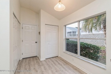 UPDATED, delightful 2 bedroom, PLUS a flex room, 2 bath, 1400+/- on Twisted Oaks Golf Club in Florida - for sale on GolfHomes.com, golf home, golf lot