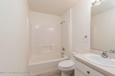 UPDATED, delightful 2 bedroom, PLUS a flex room, 2 bath, 1400+/- on Twisted Oaks Golf Club in Florida - for sale on GolfHomes.com, golf home, golf lot