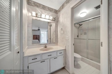 SPACIOUS 2/2 PENTHOUSE CORNER UNIT IN MANICURED 55+ LAKES OF on Inverrary Country Club in Florida - for sale on GolfHomes.com, golf home, golf lot
