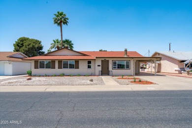 Move-in ready and beautifully remodeled, this 3-bedroom, 2-bath on Sun City South Golf Course in Arizona - for sale on GolfHomes.com, golf home, golf lot
