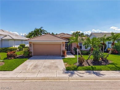 GOLF COURSE VIEWS + RESORT LIVING IN HERONS GLEN! Enjoy stunning on Herons Glen Golf and Country Club in Florida - for sale on GolfHomes.com, golf home, golf lot