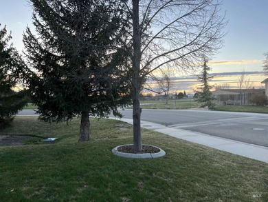 This home is one of a kind on a corner lot with all the room for on Lakeview Golf Club in Idaho - for sale on GolfHomes.com, golf home, golf lot