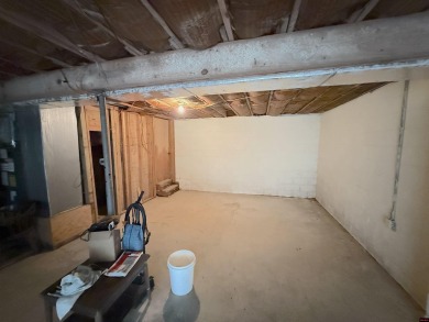 This charming 2-bedroom, 1-bath home is located in a peaceful on The Course At Turkey Mountain in Arkansas - for sale on GolfHomes.com, golf home, golf lot