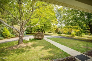 Welcome to 801 Ridgecrest Road, an idyllic, one-level, 4 bedroom on Pine Oaks Golf Club in Tennessee - for sale on GolfHomes.com, golf home, golf lot