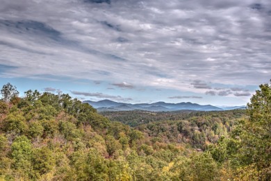 **Charming Mountain Retreat with Prime Location and Unmatched on Old Toccoa Farm Golf Club in Georgia - for sale on GolfHomes.com, golf home, golf lot