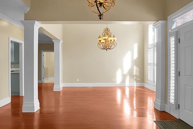 LUXURY POTENTIAL IN COOSAW CREEK COUNTRY CLUB!!Situated in the on Coosaw Creek Country Club in South Carolina - for sale on GolfHomes.com, golf home, golf lot