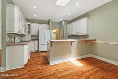 Custom built all brick home with light and bright split bedroom on Stonehenge Golf Course in Tennessee - for sale on GolfHomes.com, golf home, golf lot