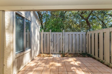 **Assumable 3.375% VA Loan Option**
Don't miss this rare on Fairway Oaks at Magnolia Golf Course in Florida - for sale on GolfHomes.com, golf home, golf lot