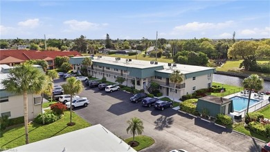 Tastefully renovated split 2 bed 2 bath second floor condo with on Hibiscus Golf Club in Florida - for sale on GolfHomes.com, golf home, golf lot