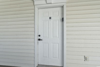 TURN KEY READY! This beautifully updated home is perfect for on River Oaks Golf Plantation  in South Carolina - for sale on GolfHomes.com, golf home, golf lot
