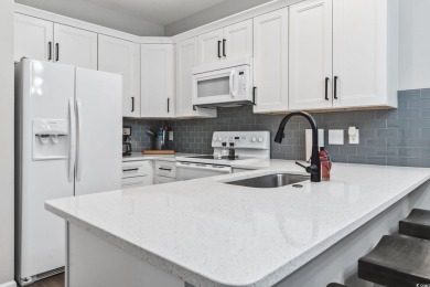 TURN KEY READY! This beautifully updated home is perfect for on River Oaks Golf Plantation  in South Carolina - for sale on GolfHomes.com, golf home, golf lot