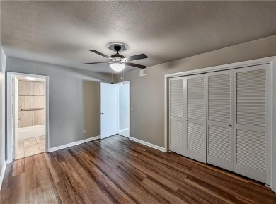 Welcome To Your Next Home! This Updated End-Unit Townhome In on Bella Vista Country Club and Golf Course in Arkansas - for sale on GolfHomes.com, golf home, golf lot