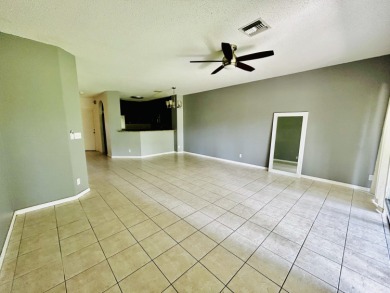 Closing cost contribution! Great opportunity to own a 2bd/2 on Falls Golf Club of Palm Beach in Florida - for sale on GolfHomes.com, golf home, golf lot