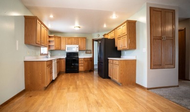 Here's an opportunity to purchase a beautiful home near Fox Run on Fox Run Municipal Golf Course in South Dakota - for sale on GolfHomes.com, golf home, golf lot