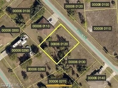 There is great potential in this DUPLEX-zoned lot located near on Westminster Golf Club in Florida - for sale on GolfHomes.com, golf home, golf lot