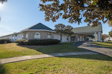 Discover Carefree Living in Beautiful Ocala Palms Golf & Country on Ocala Palms Golf and Country Club in Florida - for sale on GolfHomes.com, golf home, golf lot