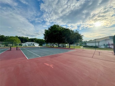Discover Carefree Living in Beautiful Ocala Palms Golf & Country on Ocala Palms Golf and Country Club in Florida - for sale on GolfHomes.com, golf home, golf lot
