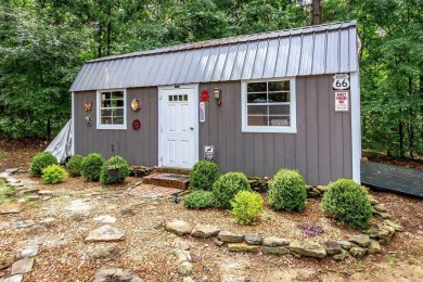 Welcome to this beautifully quintessential southern home on Mountain Ranch Golf Club in Arkansas - for sale on GolfHomes.com, golf home, golf lot