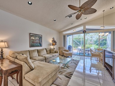 Welcome to this beautifully maintained 3-bedroom, 2.5-bathroom on Wycliffe Golf and Country Club in Florida - for sale on GolfHomes.com, golf home, golf lot