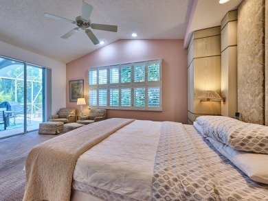 Welcome to this beautifully maintained 3-bedroom, 2.5-bathroom on Wycliffe Golf and Country Club in Florida - for sale on GolfHomes.com, golf home, golf lot