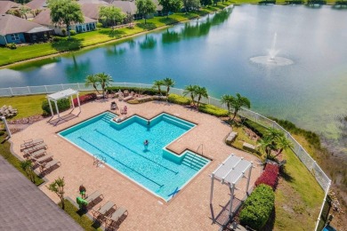 SELLER MOTIVATED! ***FURNISHED*** Miriam III model ERNIE WHITE on Huntington Hills Golf and Country Club in Florida - for sale on GolfHomes.com, golf home, golf lot