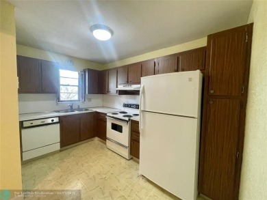 Nice 1 bedroom, 1.5 bath golf view condo that is PRICED TO SELL on  in Florida - for sale on GolfHomes.com, golf home, golf lot