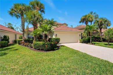 If you're looking for comfort & style in an active community on Colonial Country Club in Florida - for sale on GolfHomes.com, golf home, golf lot