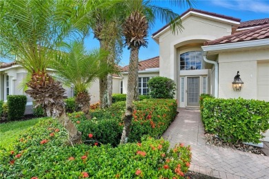 If you're looking for comfort & style in an active community on Colonial Country Club in Florida - for sale on GolfHomes.com, golf home, golf lot