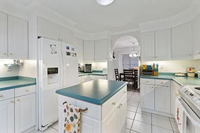 Close to town in Rainbow Springs Woodlands on a quiet Col-De-Sac on Rainbows End Golf Club in Florida - for sale on GolfHomes.com, golf home, golf lot