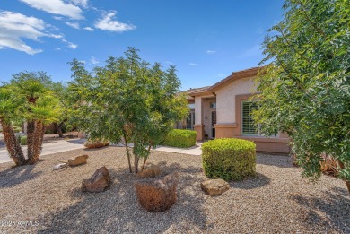 Welcome home to this meticulous remodeled  3 bdrm, 3 full baths on Lone Tree Golf Club in Arizona - for sale on GolfHomes.com, golf home, golf lot