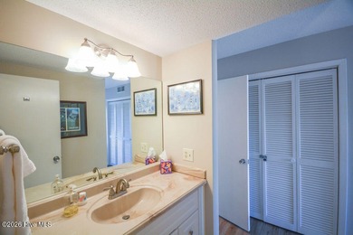 This Linville Gardens Condo has the Trifecta Buyers are looking on Pinehurst Resort and Country Club in North Carolina - for sale on GolfHomes.com, golf home, golf lot