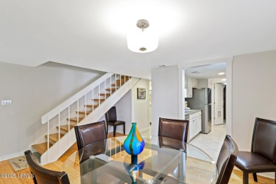 Beautifully updated 2BR end-unit townhome in one of Sea Pines' on Harbour Town Golf Links in South Carolina - for sale on GolfHomes.com, golf home, golf lot