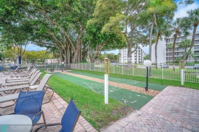Welcome to this charming, fully furnished 1-bedroom, 1.5-bath on Palm-Aire Country Club and Resort - The Oaks in Florida - for sale on GolfHomes.com, golf home, golf lot