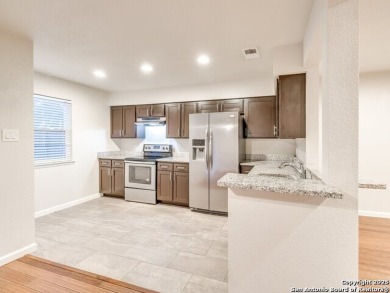 Excellent 2 Bedroom 2.5 Bath Condo for sale in Alamo Heights! on The Quarry Golf Club in Texas - for sale on GolfHomes.com, golf home, golf lot