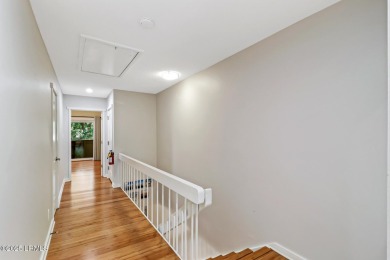 Beautifully updated 2BR end-unit townhome in one of Sea Pines' on Harbour Town Golf Links in South Carolina - for sale on GolfHomes.com, golf home, golf lot