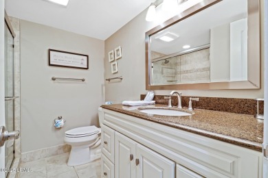 Beautifully updated 2BR end-unit townhome in one of Sea Pines' on Harbour Town Golf Links in South Carolina - for sale on GolfHomes.com, golf home, golf lot