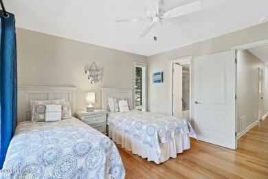 Beautifully updated 2BR end-unit townhome in one of Sea Pines' on Harbour Town Golf Links in South Carolina - for sale on GolfHomes.com, golf home, golf lot