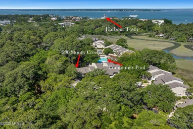 Beautifully updated 2BR end-unit townhome in one of Sea Pines' on Harbour Town Golf Links in South Carolina - for sale on GolfHomes.com, golf home, golf lot