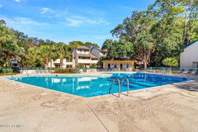 Beautifully updated 2BR end-unit townhome in one of Sea Pines' on Harbour Town Golf Links in South Carolina - for sale on GolfHomes.com, golf home, golf lot