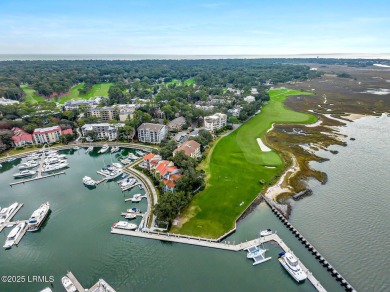 Beautifully updated 2BR end-unit townhome in one of Sea Pines' on Harbour Town Golf Links in South Carolina - for sale on GolfHomes.com, golf home, golf lot