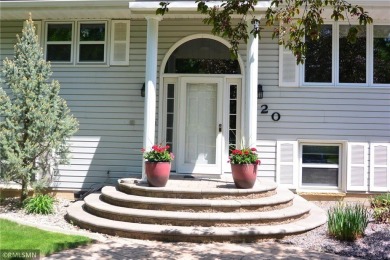 Welcome to golf course living!!  Take a look at this 3 bedroom on Glencoe Country Club in Minnesota - for sale on GolfHomes.com, golf home, golf lot